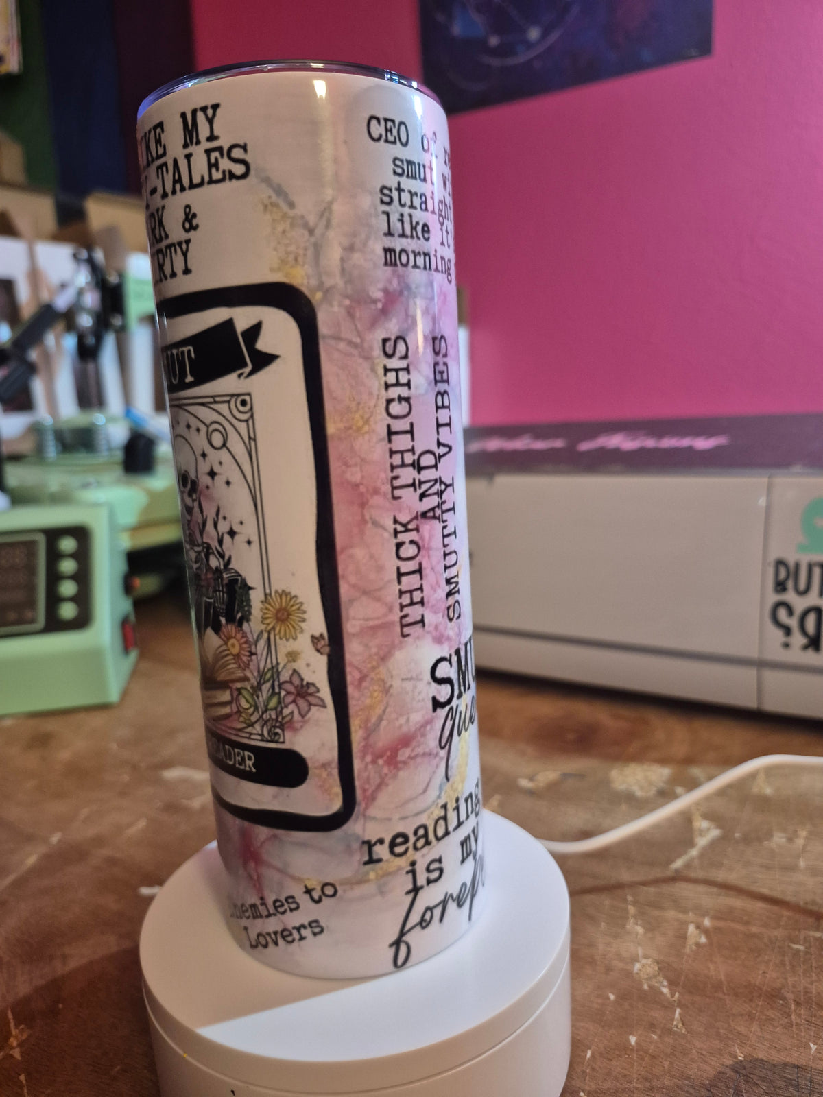 Smut: The Reader Tarot Card 20 oz tumbler