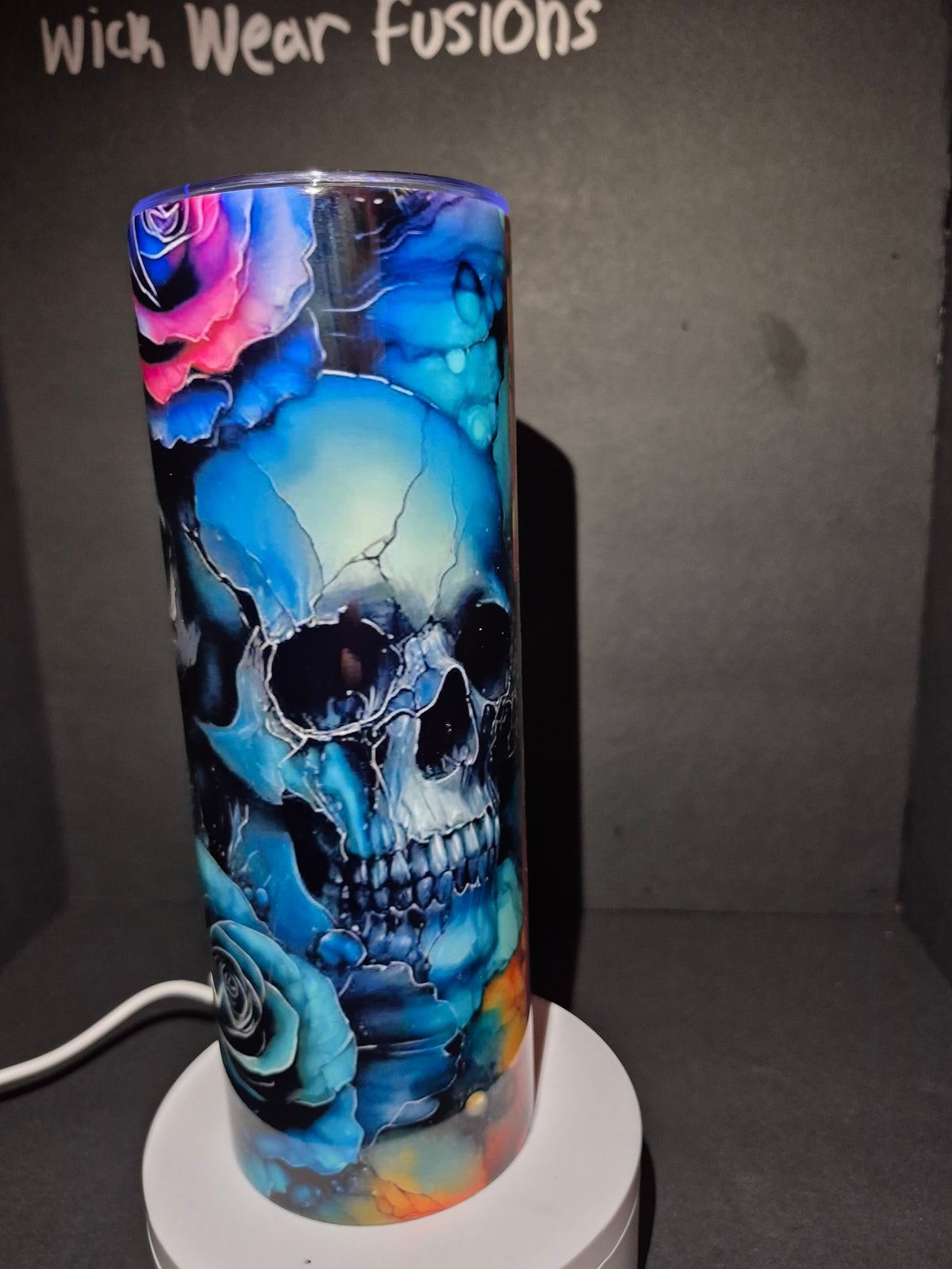 Skulls and roses 20 oz stainless steel tumbler