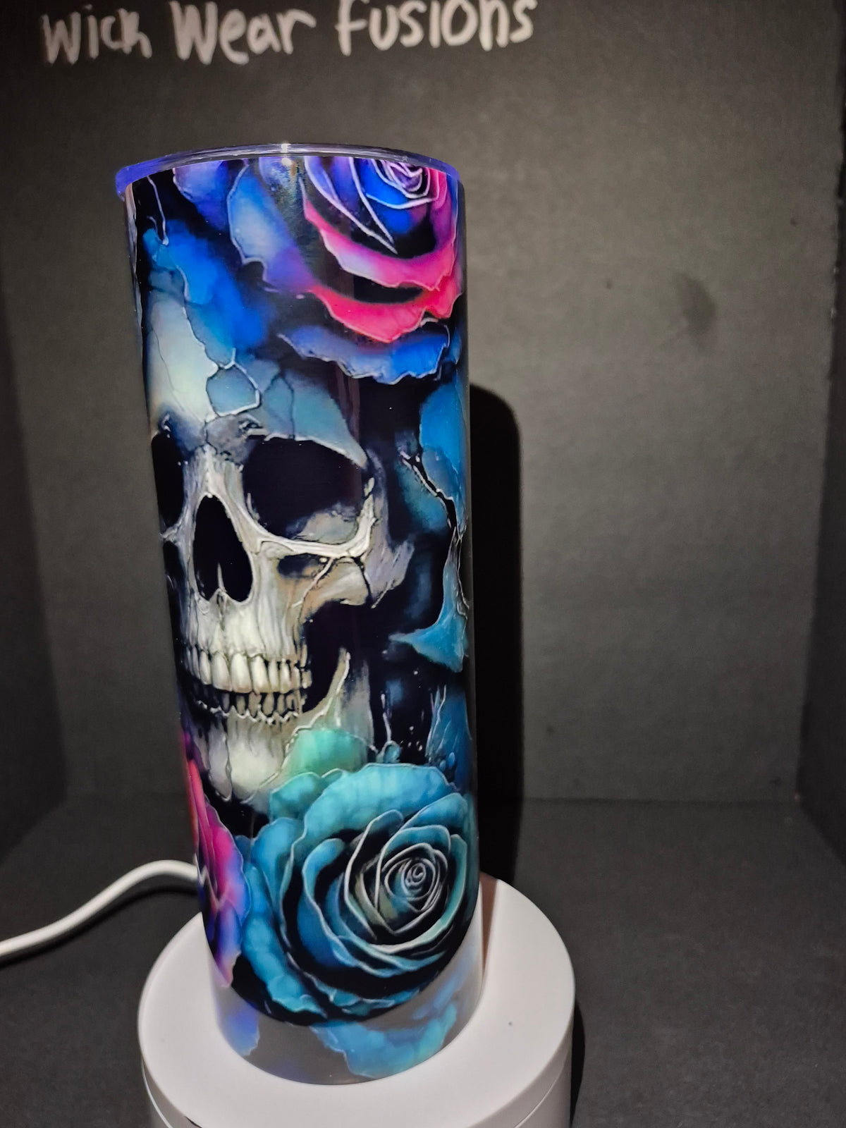 Skulls and roses 20 oz stainless steel tumbler