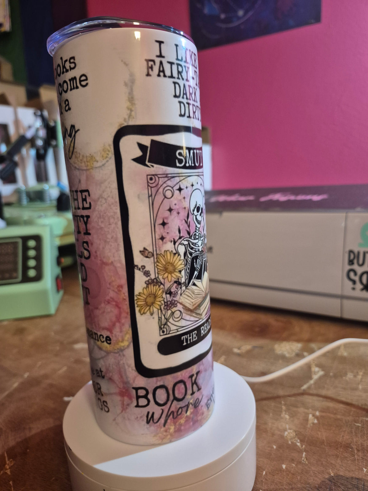 Smut: The Reader Tarot Card 20 oz tumbler