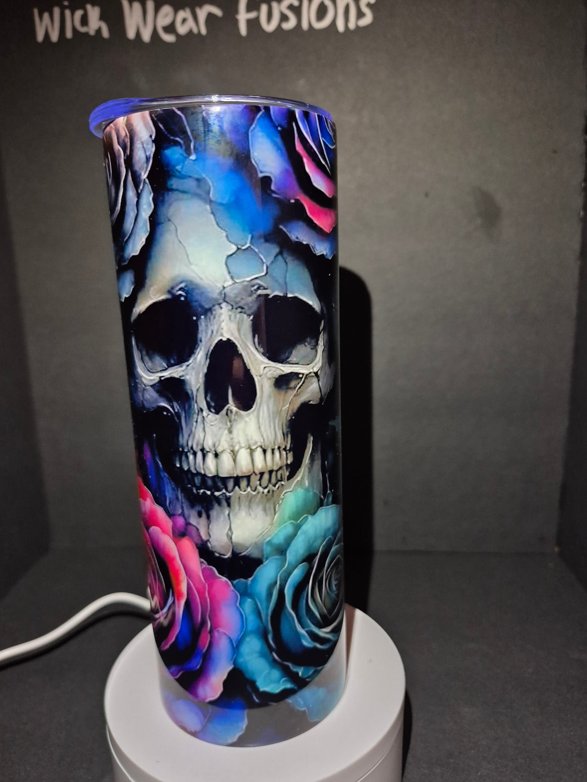 Skulls and roses 20 oz stainless steel tumbler